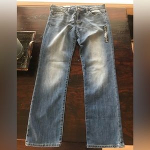 NWT Gap Women’s Jeans size 12/31 R
